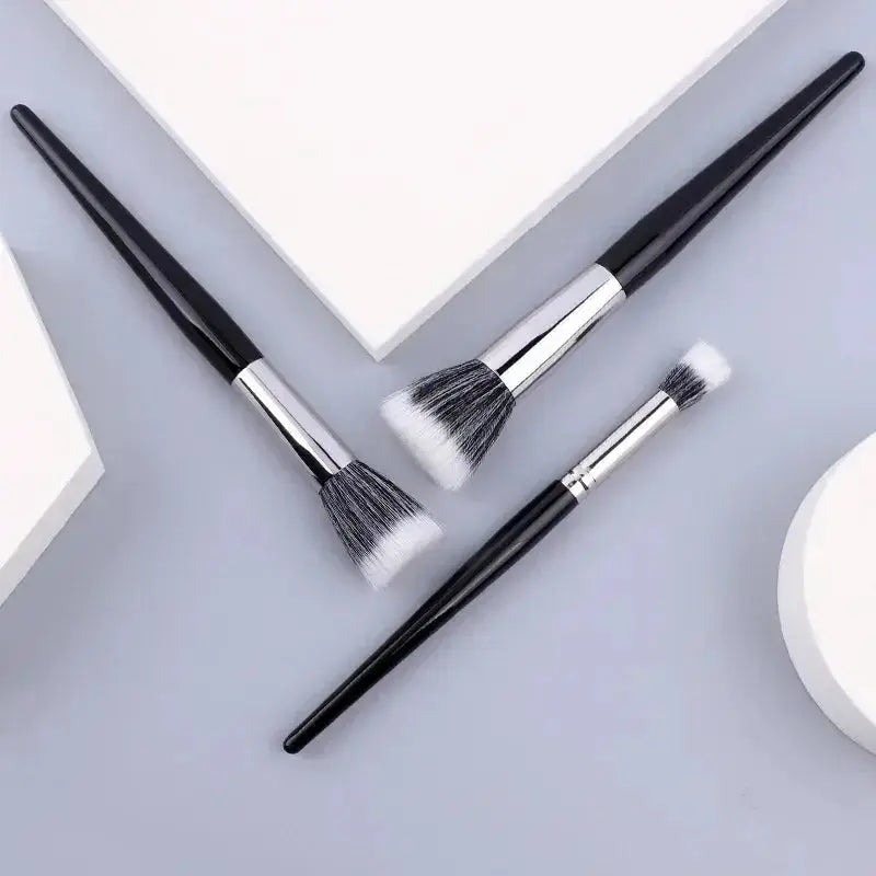 Pointillator brush Blush brush Pure wool flat head Cangzhou makeup brush Soft bristle wooden handle Beauty tool SASA Makeup Store