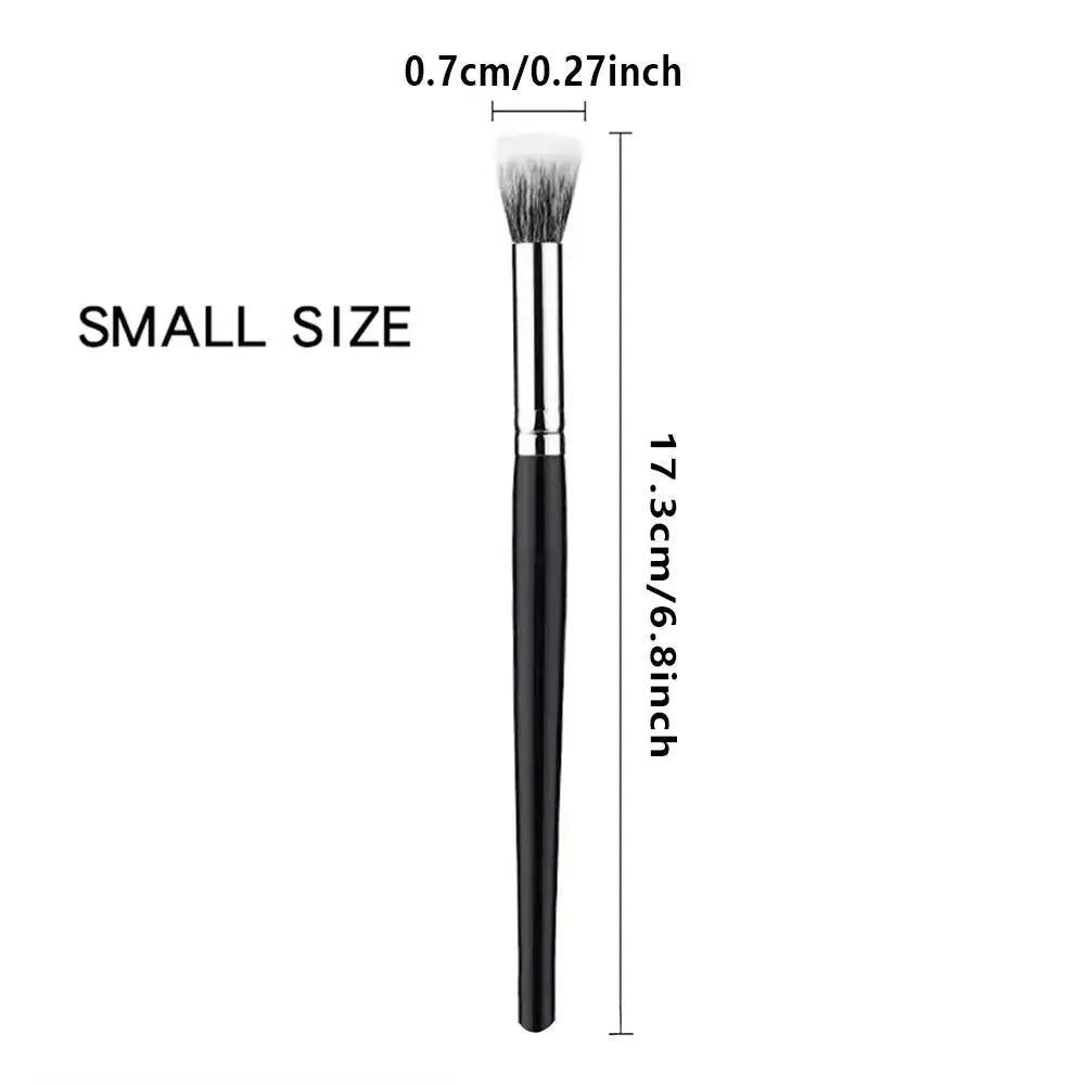 Pointillator brush Blush brush Pure wool flat head Cangzhou makeup brush Soft bristle wooden handle Beauty tool SASA Makeup Store