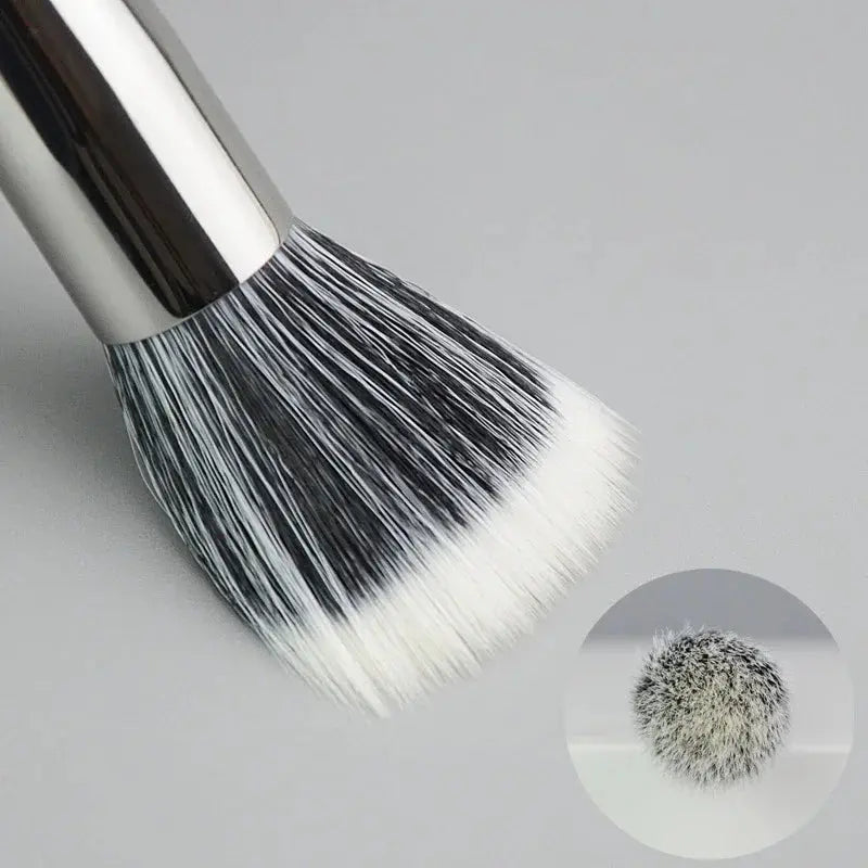 Pointillator brush Blush brush Pure wool flat head Cangzhou makeup brush Soft bristle wooden handle Beauty tool SASA Makeup Store